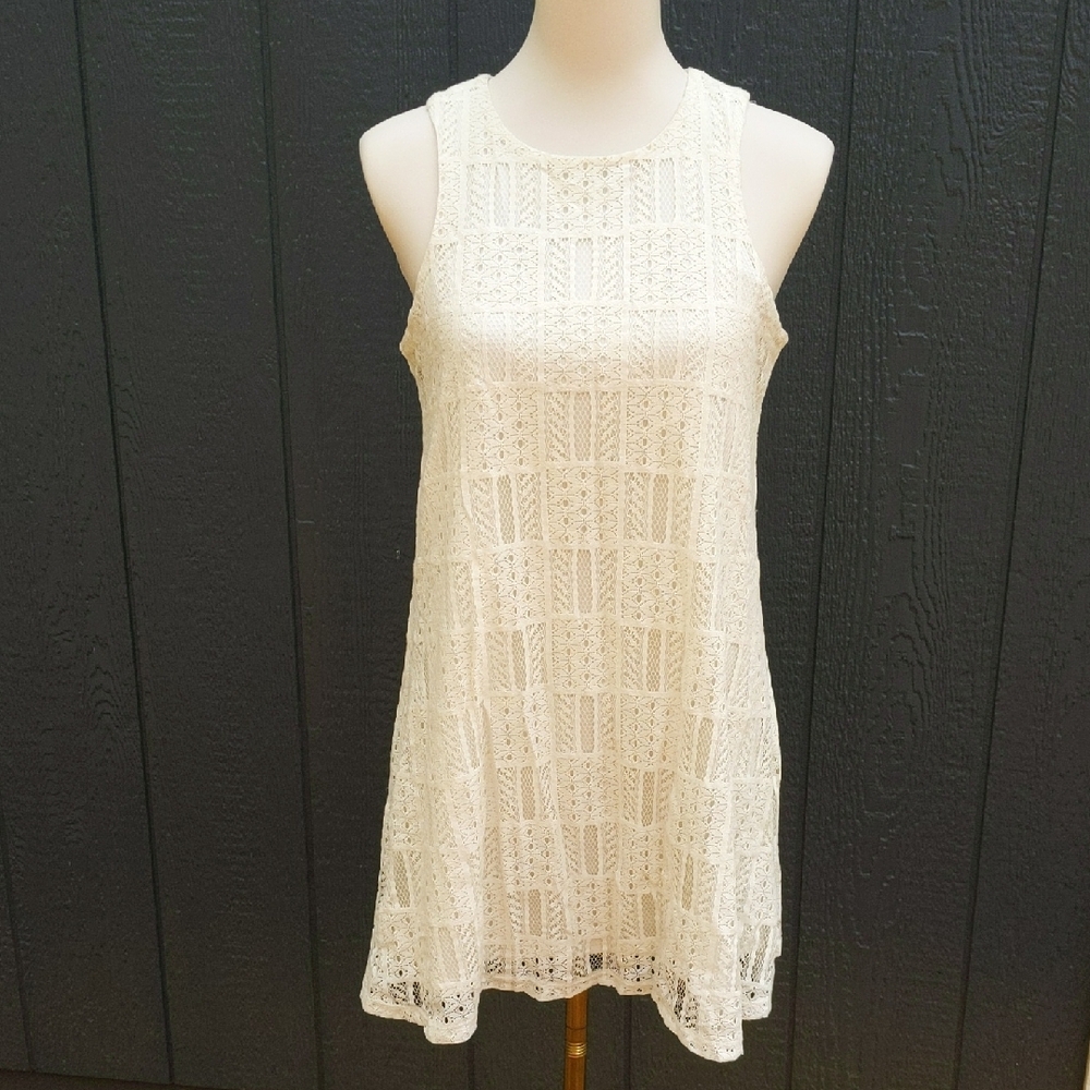 Elegant Cream Lace Dress